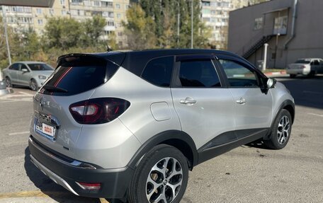 Renault Kaptur I рестайлинг, 2017 год, 1 275 000 рублей, 3 фотография