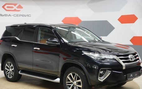 Toyota Fortuner II, 2018 год, 3 590 000 рублей, 3 фотография