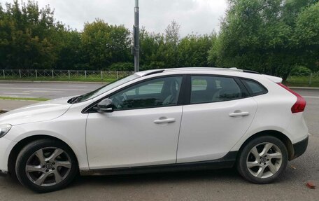 Volvo V40 II рестайлинг, 2013 год, 1 150 000 рублей, 12 фотография