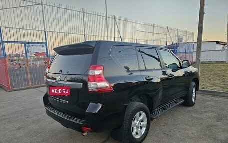 Toyota Land Cruiser Prado 150 рестайлинг 2, 2015 год, 3 350 000 рублей, 5 фотография