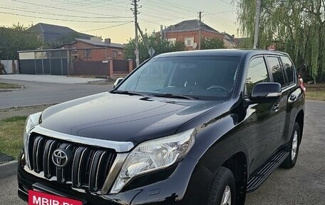 Toyota Land Cruiser Prado 150 рестайлинг 2, 2015 год, 3 350 000 рублей, 4 фотография