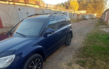 Skoda Yeti I рестайлинг, 2012 год, 850 000 рублей, 2 фотография