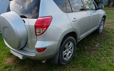 Toyota RAV4, 2006 год, 1 250 000 рублей, 16 фотография