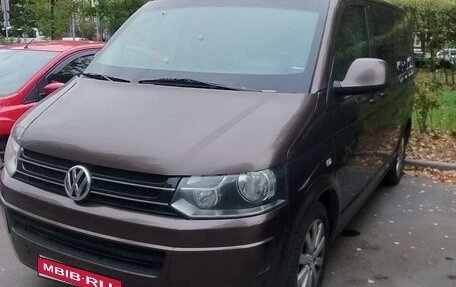 Volkswagen Multivan T5, 2010 год, 2 000 000 рублей, 1 фотография