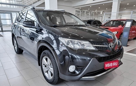 Toyota RAV4, 2015 год, 2 440 000 рублей, 3 фотография