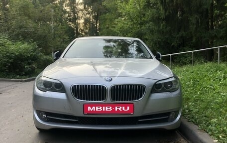 BMW 5 серия, 2011 год, 1 700 000 рублей, 1 фотография