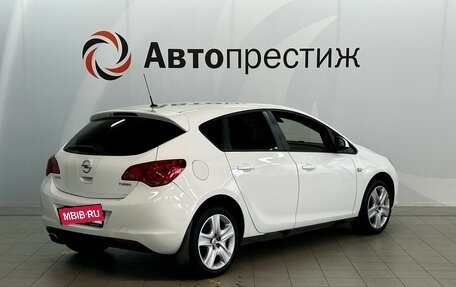 Opel Astra J, 2011 год, 890 000 рублей, 5 фотография