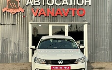 Volkswagen Jetta VI, 2016 год, 1 650 000 рублей, 2 фотография