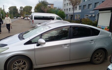 Toyota Prius, 2011 год, 1 150 000 рублей, 2 фотография