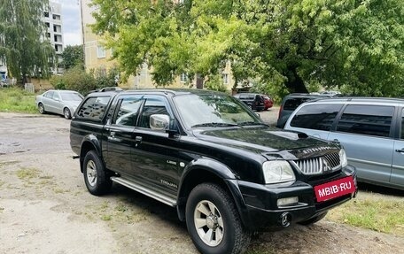 Mitsubishi L200 III рестайлинг, 2006 год, 950 000 рублей, 2 фотография