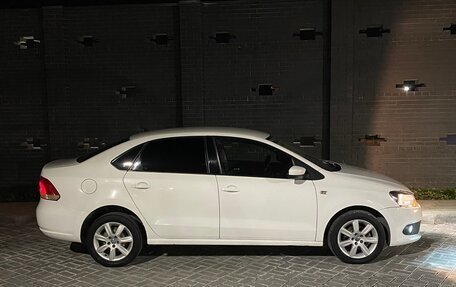 Volkswagen Polo VI (EU Market), 2013 год, 1 200 000 рублей, 21 фотография