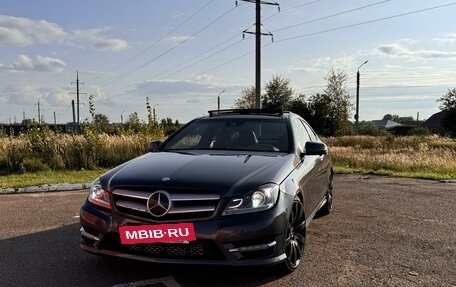 Mercedes-Benz C-Класс, 2012 год, 1 850 000 рублей, 2 фотография