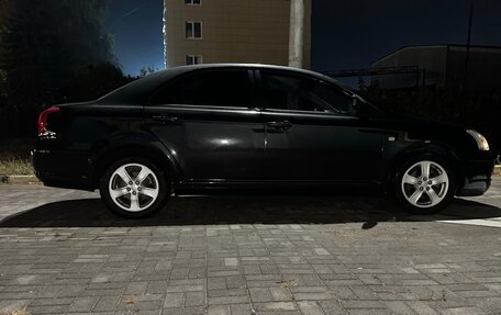 Toyota Avensis III рестайлинг, 2003 год, 820 000 рублей, 5 фотография