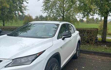 Lexus RX IV рестайлинг, 2019 год, 4 150 000 рублей, 4 фотография