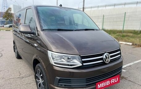 Volkswagen Caravelle T6 рестайлинг, 2019 год, 3 150 000 рублей, 3 фотография