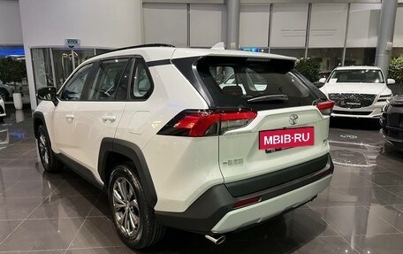 Toyota RAV4, 2024 год, 4 790 000 рублей, 7 фотография