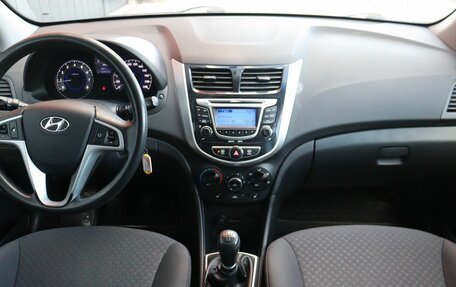 Hyundai Solaris II рестайлинг, 2012 год, 949 000 рублей, 6 фотография