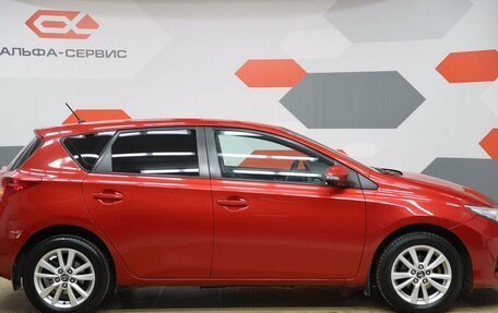 Toyota Auris II, 2013 год, 1 090 000 рублей, 4 фотография