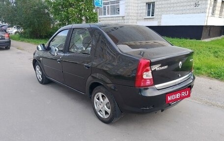 Renault Logan I, 2011 год, 580 000 рублей, 2 фотография