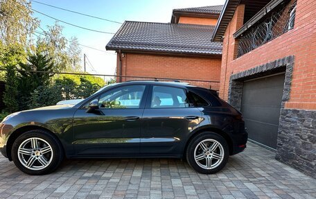 Porsche Macan I рестайлинг, 2016 год, 4 350 000 рублей, 2 фотография