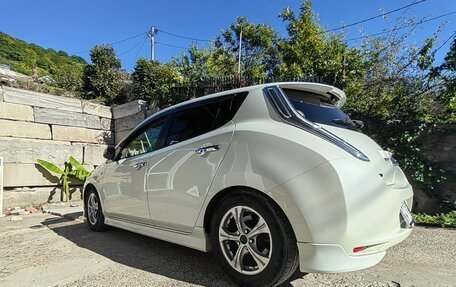 Nissan Leaf I, 2012 год, 770 000 рублей, 6 фотография