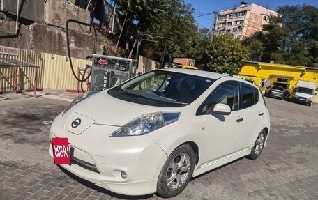 Nissan Leaf I, 2012 год, 770 000 рублей, 2 фотография