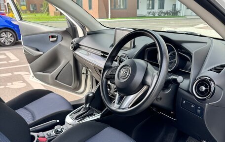 Mazda Demio IV, 2016 год, 1 020 000 рублей, 10 фотография