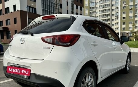 Mazda Demio IV, 2016 год, 1 020 000 рублей, 7 фотография