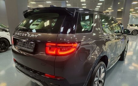 Land Rover Discovery Sport I рестайлинг, 2023 год, 7 300 000 рублей, 9 фотография