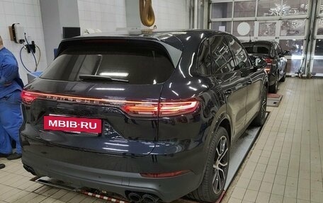 Porsche Cayenne III, 2020 год, 8 890 000 рублей, 2 фотография