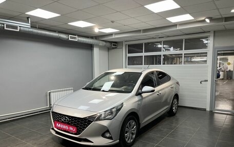 Hyundai Solaris II рестайлинг, 2021 год, 1 695 000 рублей, 1 фотография