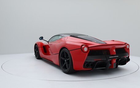 Ferrari LaFerrari, 2016 год, 499 000 000 рублей, 6 фотография