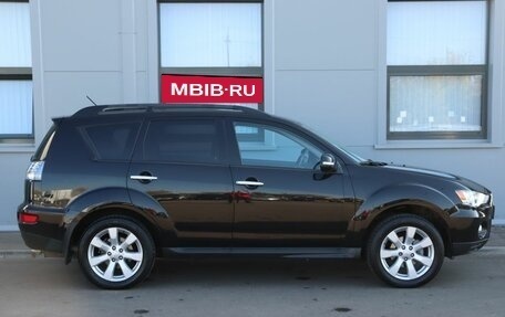 Mitsubishi Outlander III рестайлинг 3, 2012 год, 1 399 000 рублей, 4 фотография