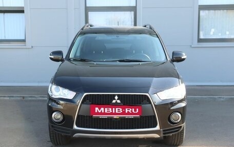 Mitsubishi Outlander III рестайлинг 3, 2012 год, 1 399 000 рублей, 2 фотография