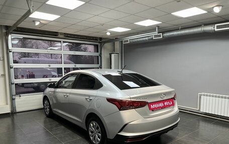 Hyundai Solaris II рестайлинг, 2021 год, 1 695 000 рублей, 5 фотография