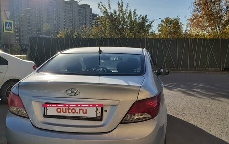 Hyundai Solaris II рестайлинг, 2012 год, 650 000 рублей, 3 фотография