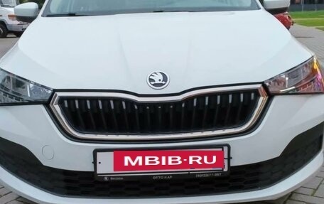 Skoda Rapid II, 2021 год, 1 798 000 рублей, 33 фотография