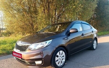 KIA Rio III рестайлинг, 2015 год, 965 000 рублей, 13 фотография