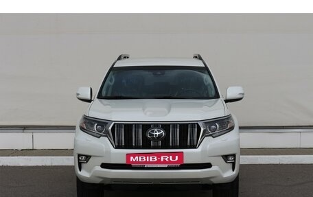 Toyota Land Cruiser Prado 150 рестайлинг 2, 2022 год, 5 985 000 рублей, 2 фотография