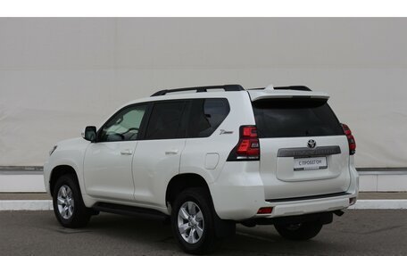 Toyota Land Cruiser Prado 150 рестайлинг 2, 2022 год, 5 985 000 рублей, 7 фотография