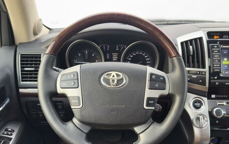 Toyota Land Cruiser 200, 2014 год, 4 249 000 рублей, 18 фотография