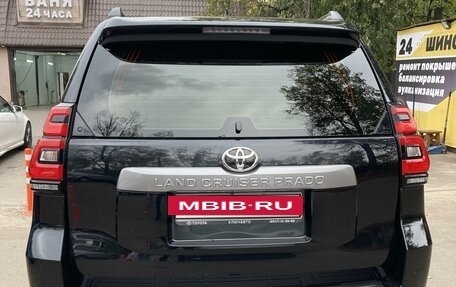 Toyota Land Cruiser Prado 150 рестайлинг 2, 2019 год, 5 750 000 рублей, 6 фотография