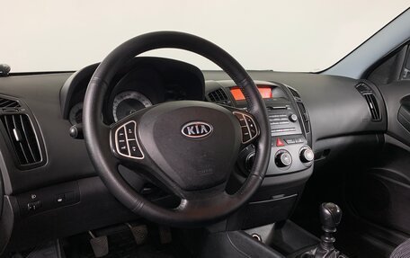 KIA cee'd I рестайлинг, 2008 год, 590 000 рублей, 12 фотография