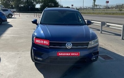 Volkswagen Tiguan II, 2019 год, 3 100 000 рублей, 1 фотография