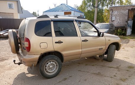 Chevrolet Niva I рестайлинг, 2004 год, 260 000 рублей, 5 фотография