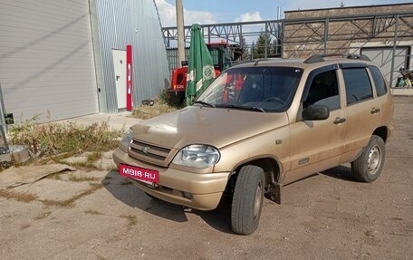 Chevrolet Niva I рестайлинг, 2004 год, 260 000 рублей, 7 фотография