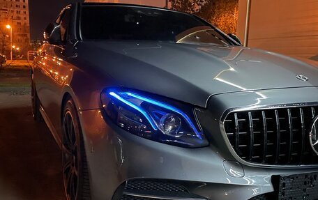 Mercedes-Benz E-Класс AMG, 2017 год, 5 800 000 рублей, 9 фотография