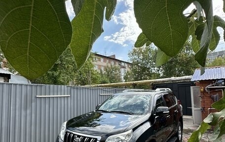 Toyota Land Cruiser Prado 150 рестайлинг 2, 2010 год, 2 999 999 рублей, 9 фотография