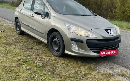 Peugeot 308 II, 2011 год, 400 000 рублей, 2 фотография