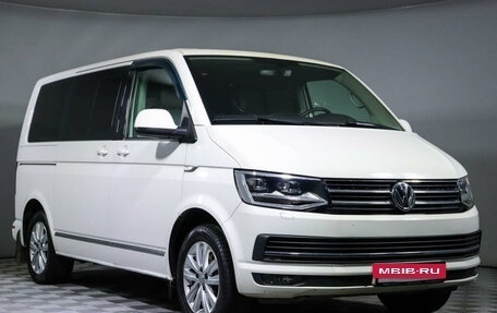 Volkswagen Multivan T6 рестайлинг, 2015 год, 3 670 000 рублей, 3 фотография